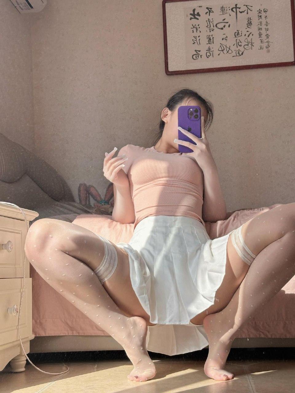 美邵女Baby – 波点白丝男友视角【51P】